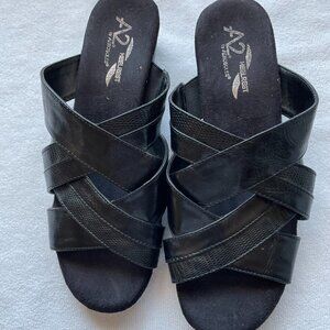 NWOT Aerosoles Women's A2 Heel Rest Crisscross Sandals Size 9 in Black Not Worn